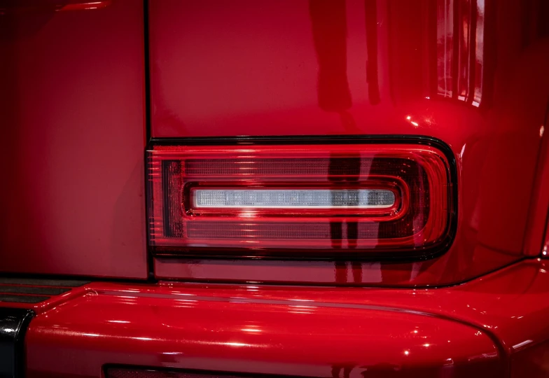 Mercedes G-class Red