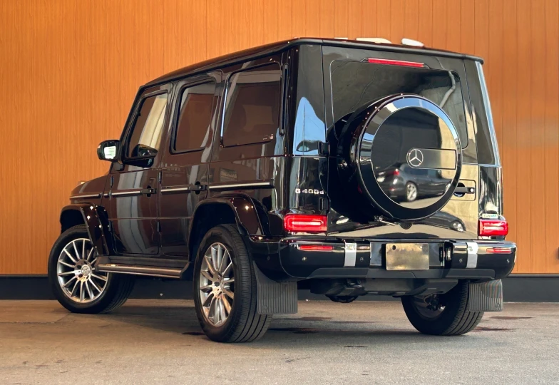 Mercedes G-class Black