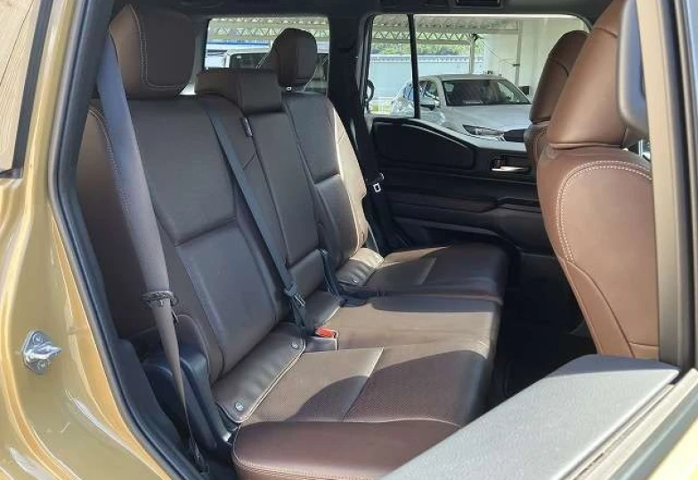 Toyota Land Cruiser Коричневый