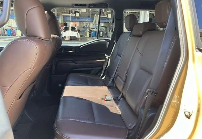 Toyota Land Cruiser Коричневый