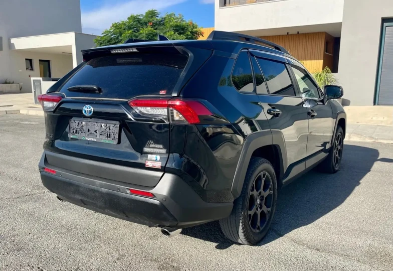 Toyota RAV4 Black