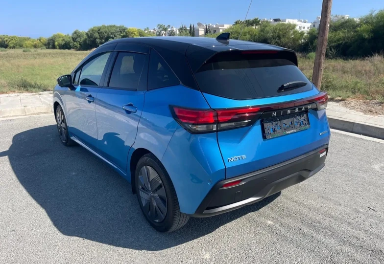 Nissan Note Синий