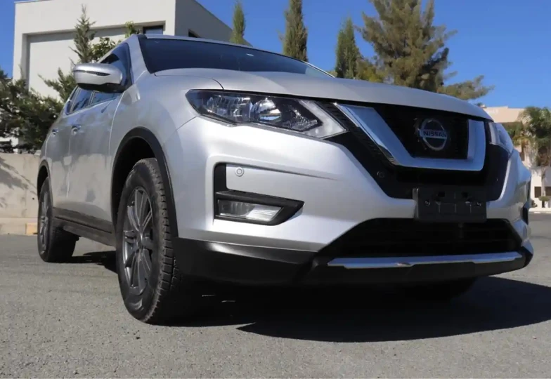 Nissan X-Trail Grey
