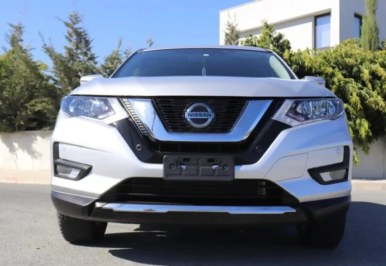 Nissan X-Trail Grey