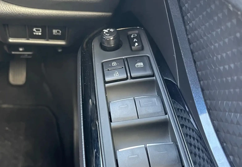 Toyota C-HR Black