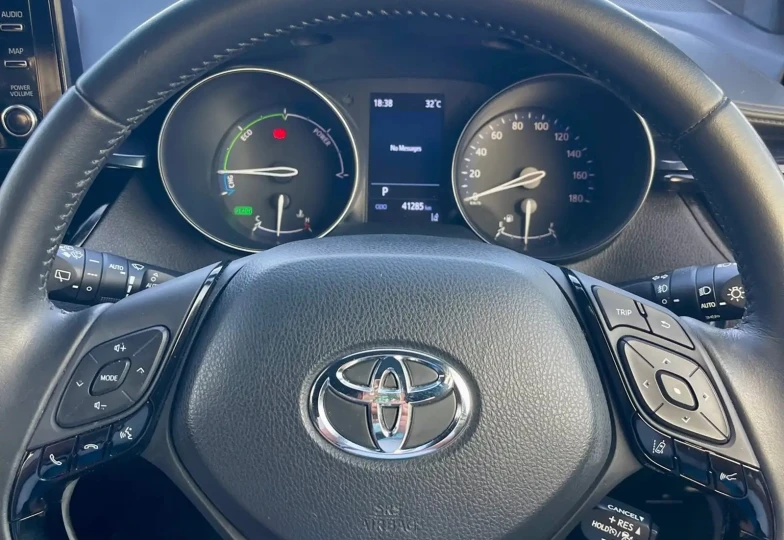 Toyota C-HR Black