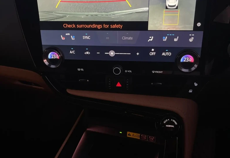 Lexus NX Зеленый