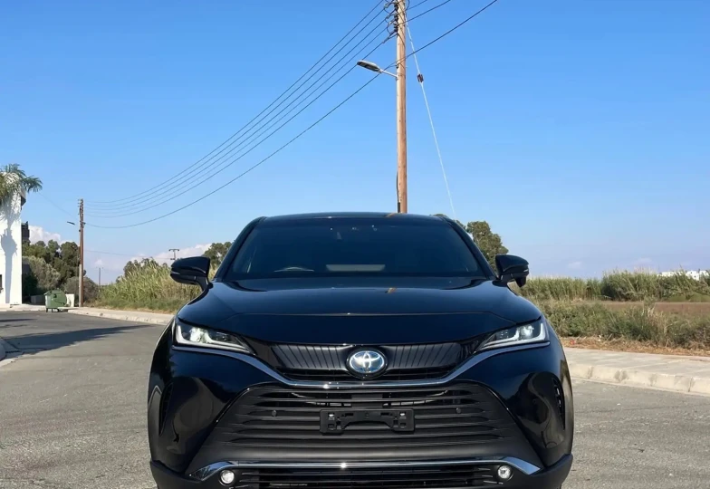 Toyota Harrier Black