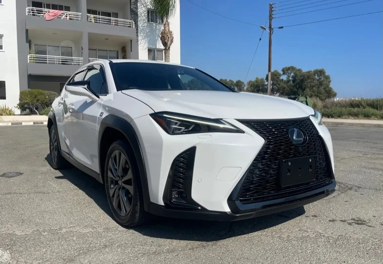 Lexus UX White