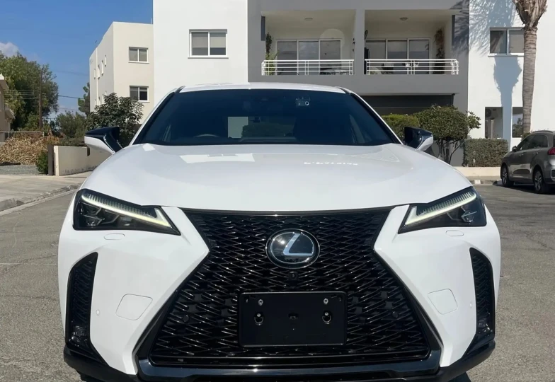 Lexus UX White