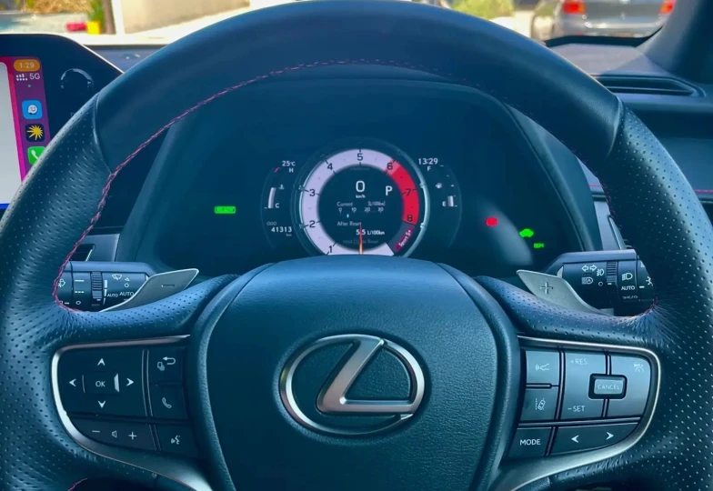 Lexus UX White