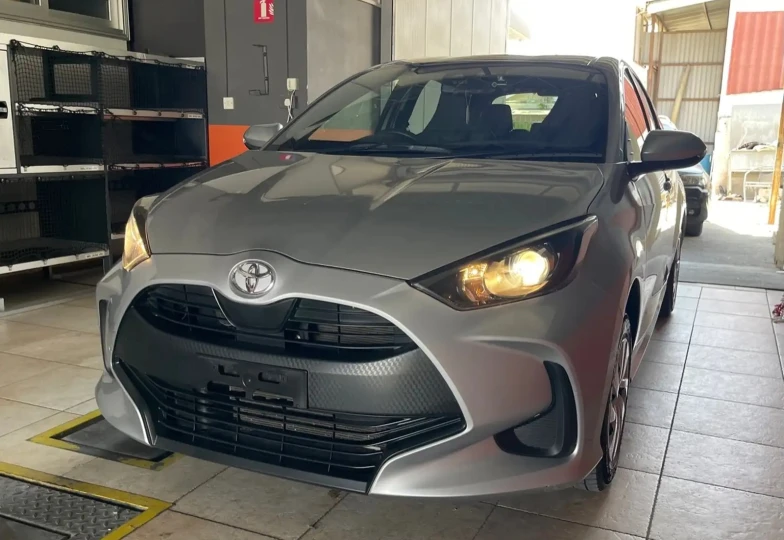 Toyota Yaris Grey