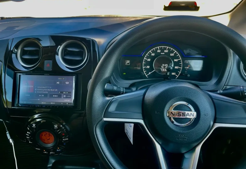 Nissan Note Серый