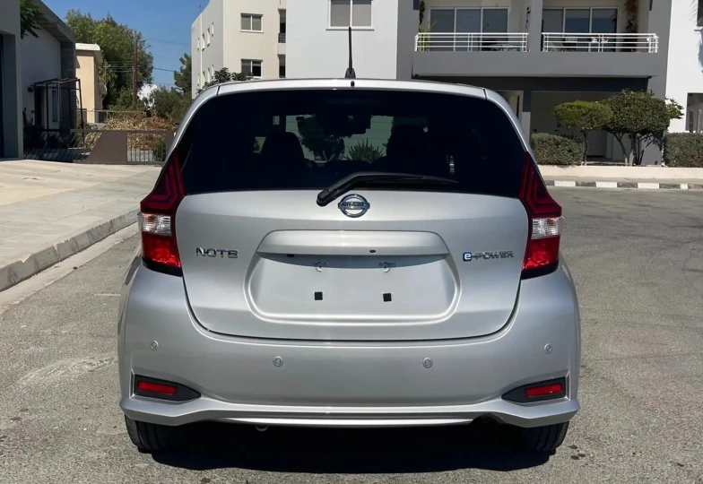 Nissan Note Серый