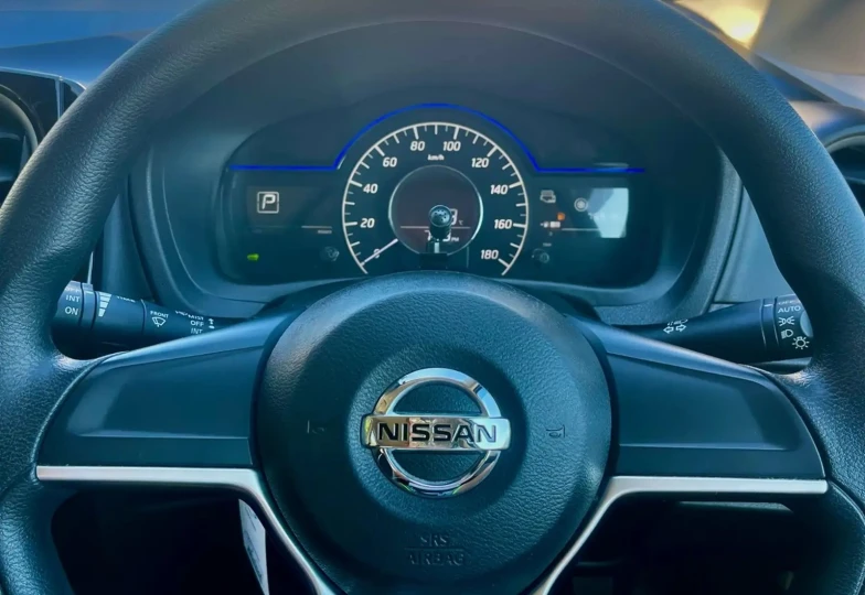 Nissan Note Серый