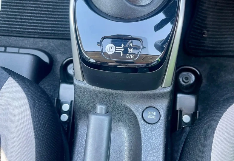 Nissan Note Серый