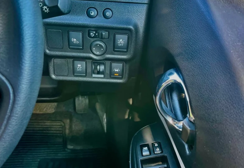 Nissan Note Серый