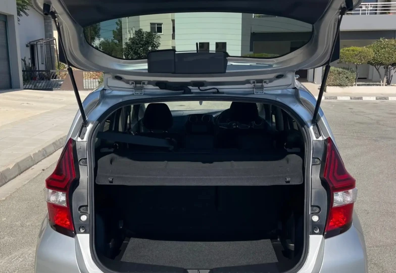 Nissan Note Серый