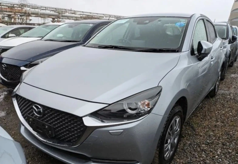 Mazda 2 Серый