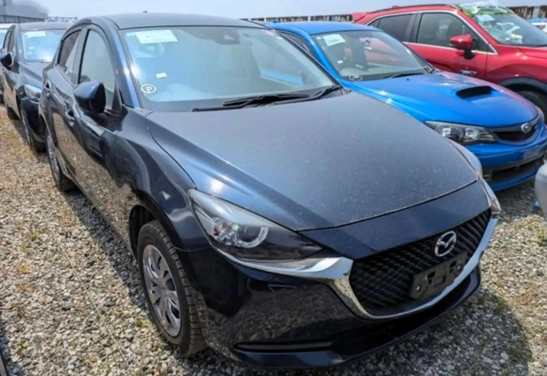 Mazda 2 Синий