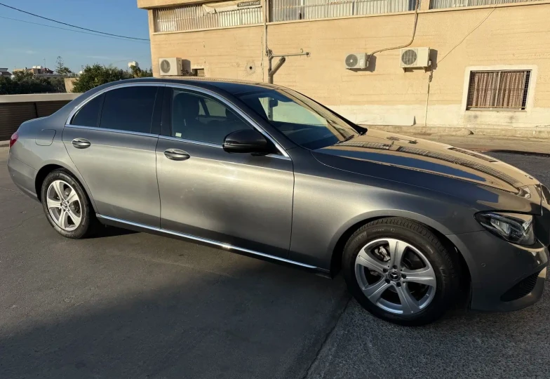 Mercedes E-class Grey