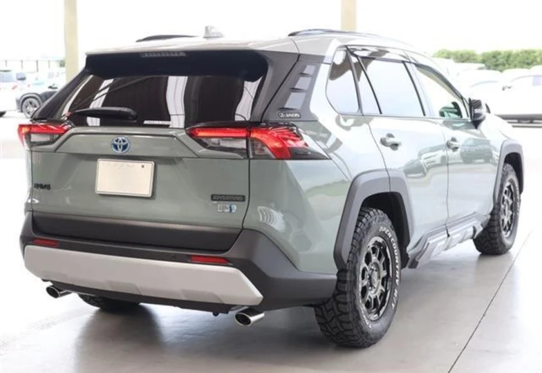 Toyota RAV4 Adventure E-Four, 2024 - 6