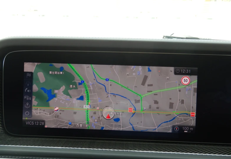 Mercedes G-class Белый