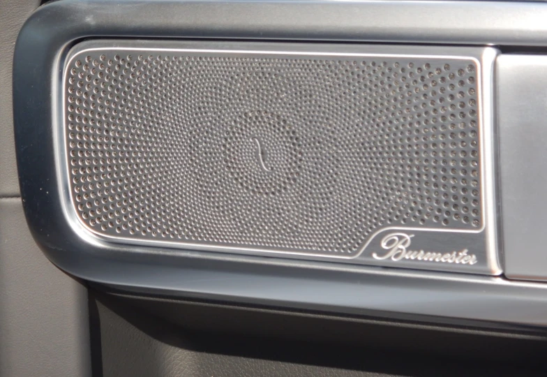 Mercedes G-class Белый