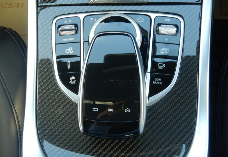 Mercedes G-class Белый