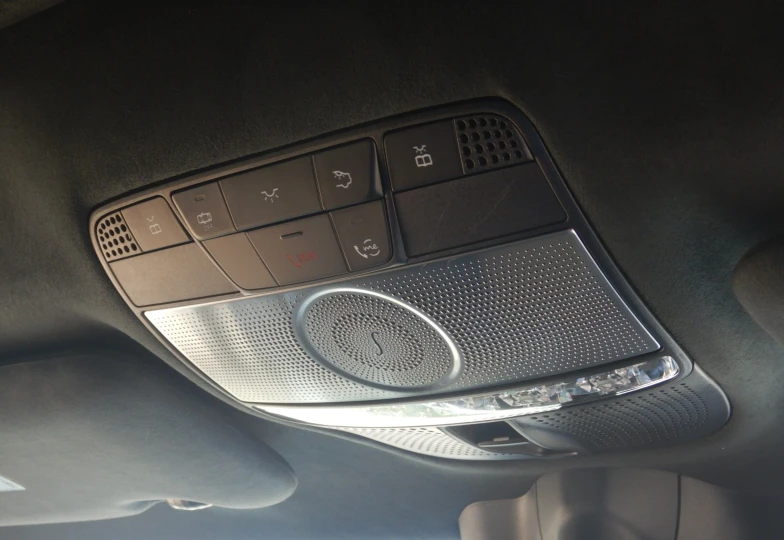 Mercedes G-class Белый