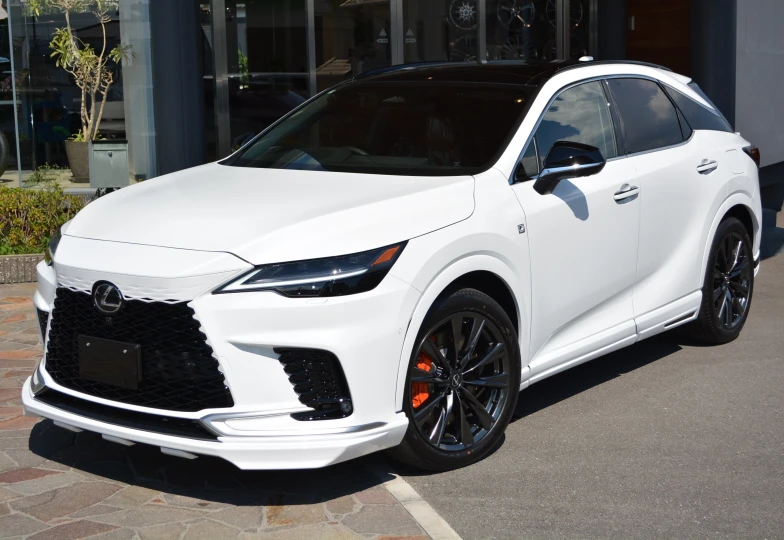 Lexus RX Белый