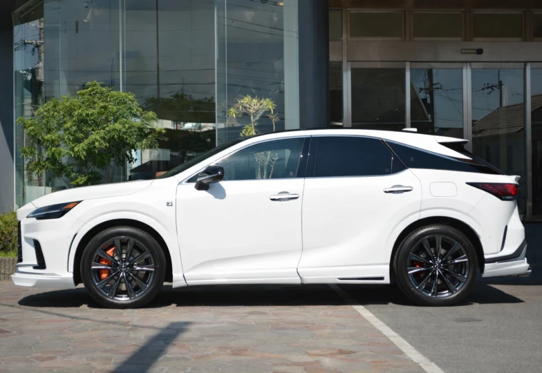 Lexus RX Белый