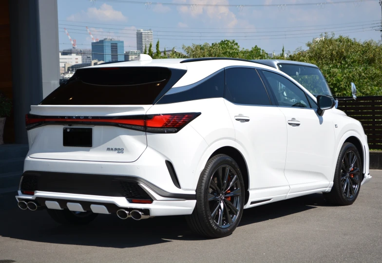 Lexus RX Белый