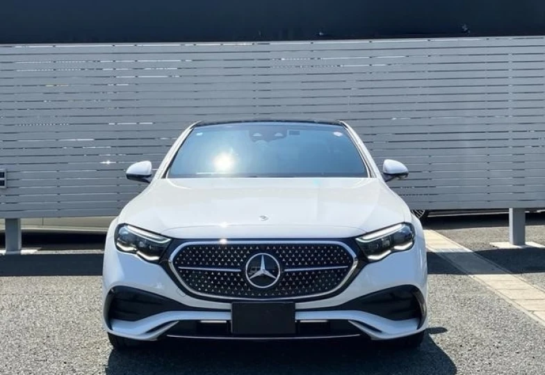 Mercedes E-class White