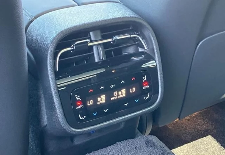 Mercedes E-class White