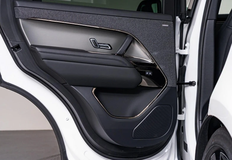 Land Rover Range Rover Sport White