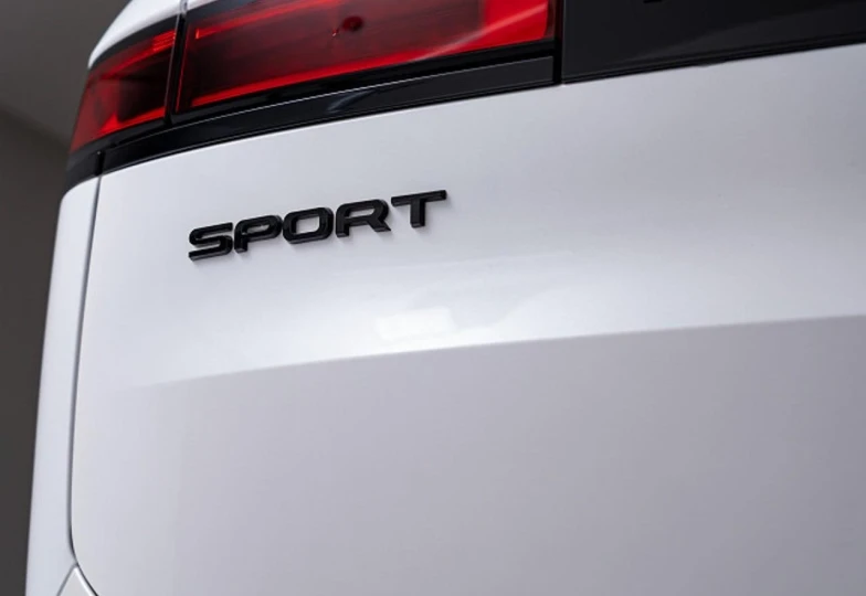 Land Rover Range Rover Sport White