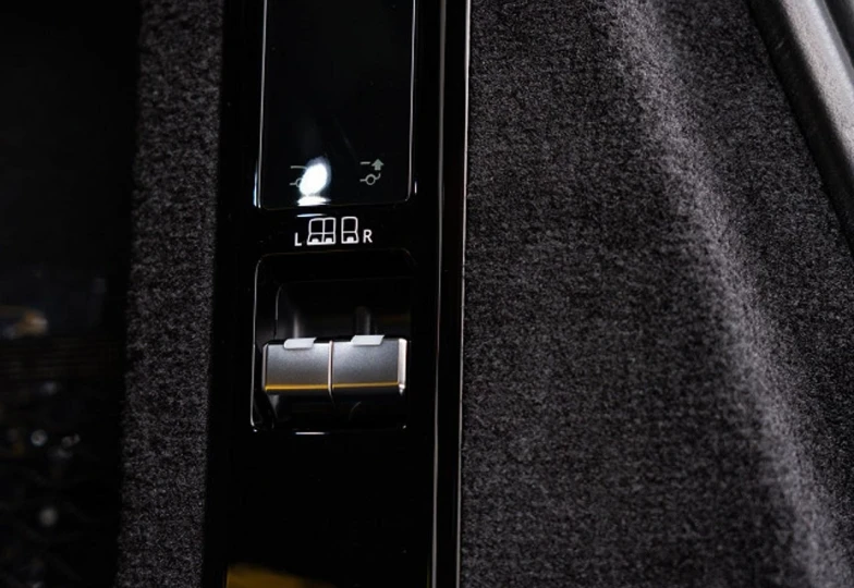 Land Rover Range Rover Sport White