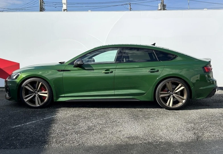 Audi RS5 Green