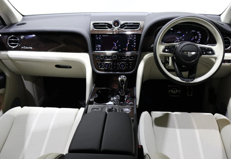 Bentley Bentayga White