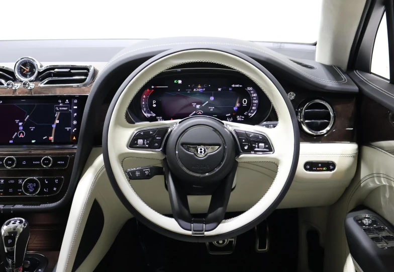 Bentley Bentayga White