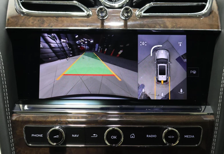 Bentley Bentayga White