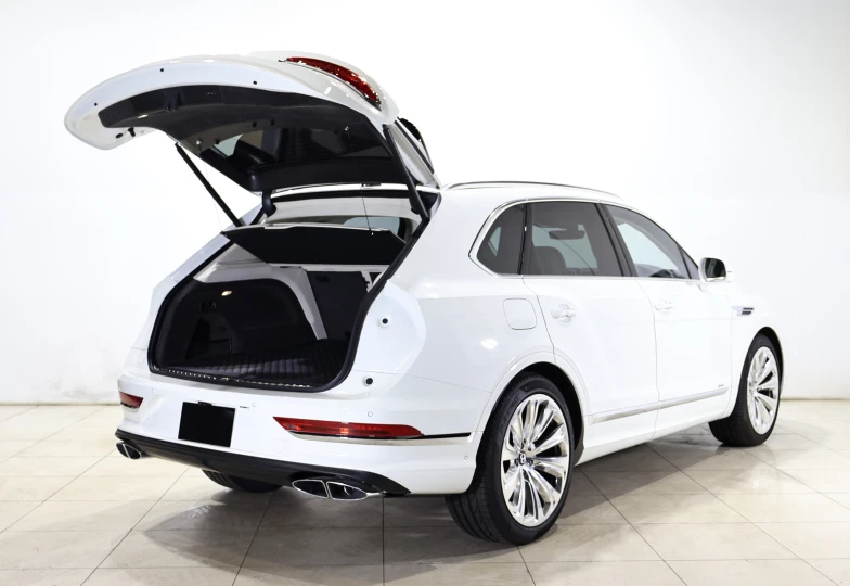 Bentley Bentayga White