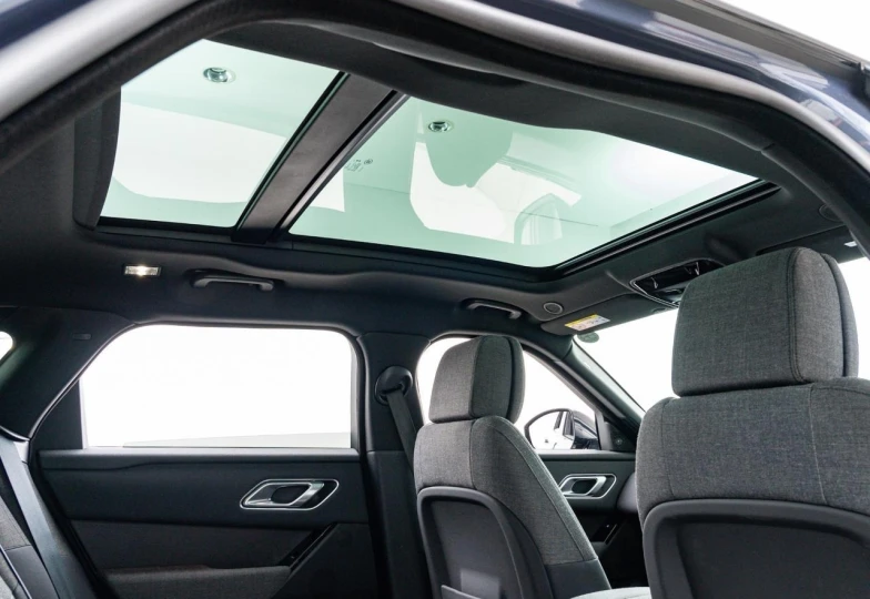 Land Rover Range Rover Velar Blue