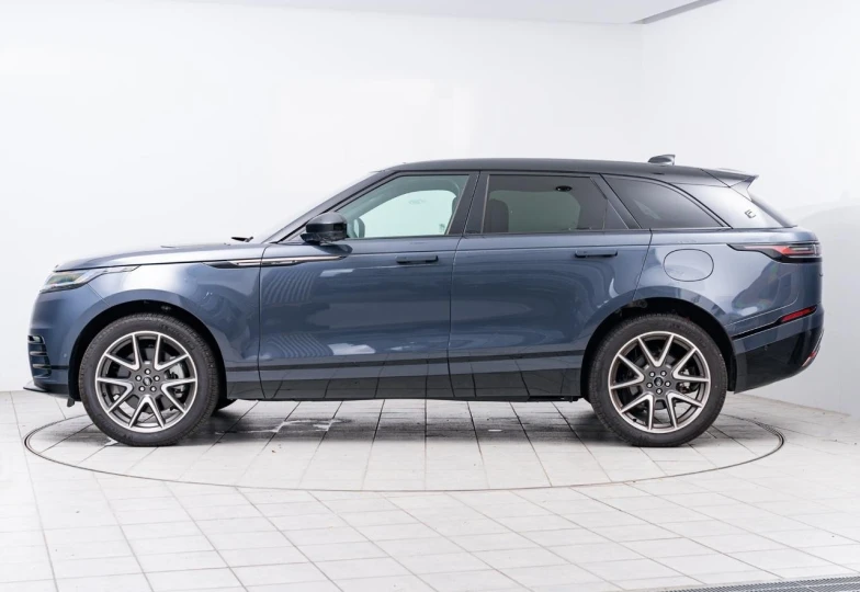 Land Rover Range Rover Velar Blue