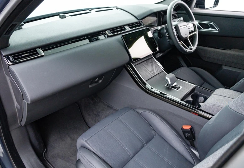 Land Rover Range Rover Velar Blue