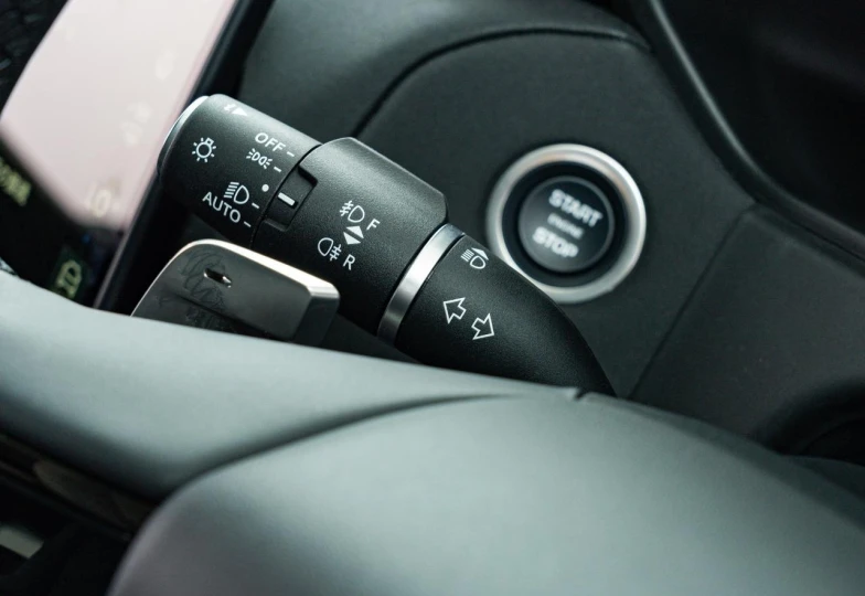 Land Rover Range Rover Velar Blue