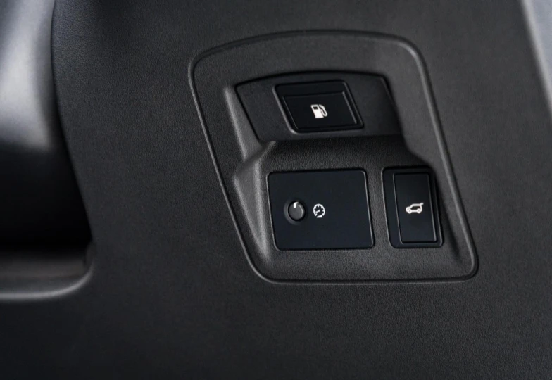 Land Rover Range Rover Velar Blue