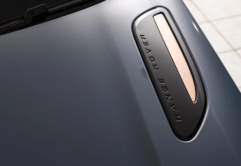 Land Rover Range Rover Velar Blue