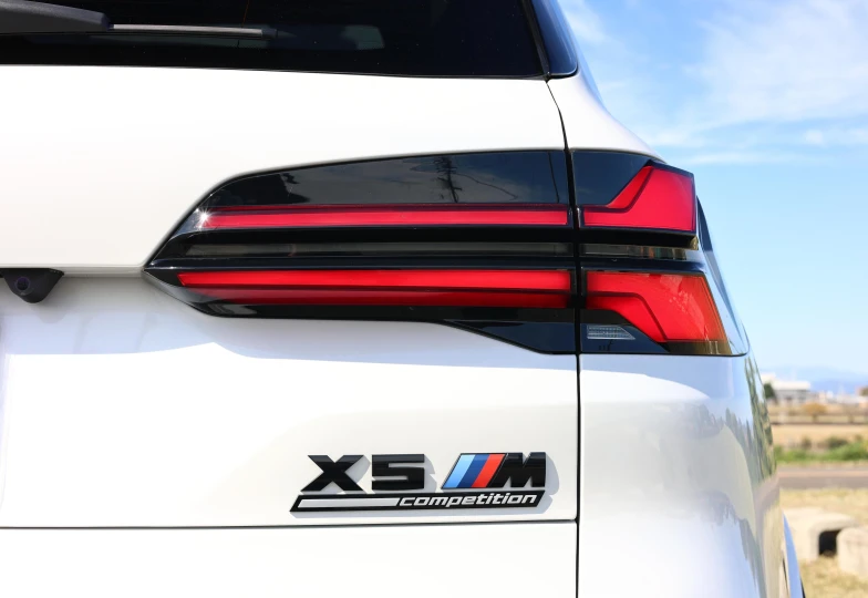 BMW X5 White
